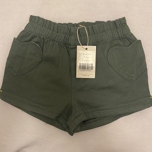 Boden Shorts with Heart Side Pocket Detail